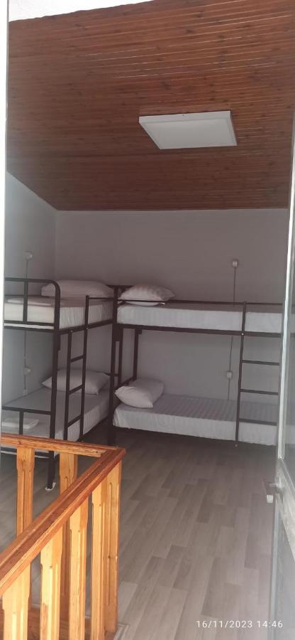 Royal Hostel 티라나 외부 사진
