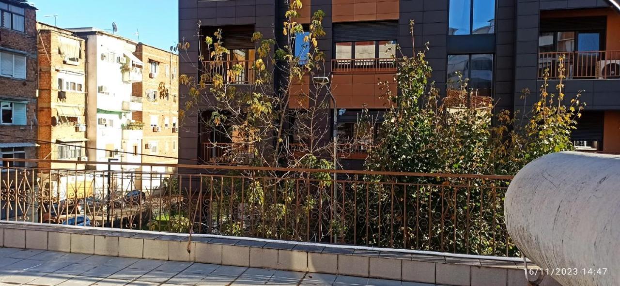 Royal Hostel 티라나 외부 사진
