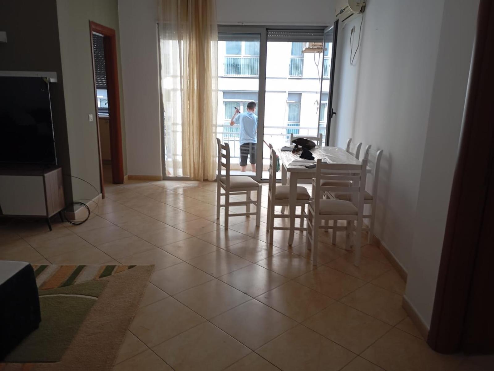 Royal Hostel 티라나 외부 사진