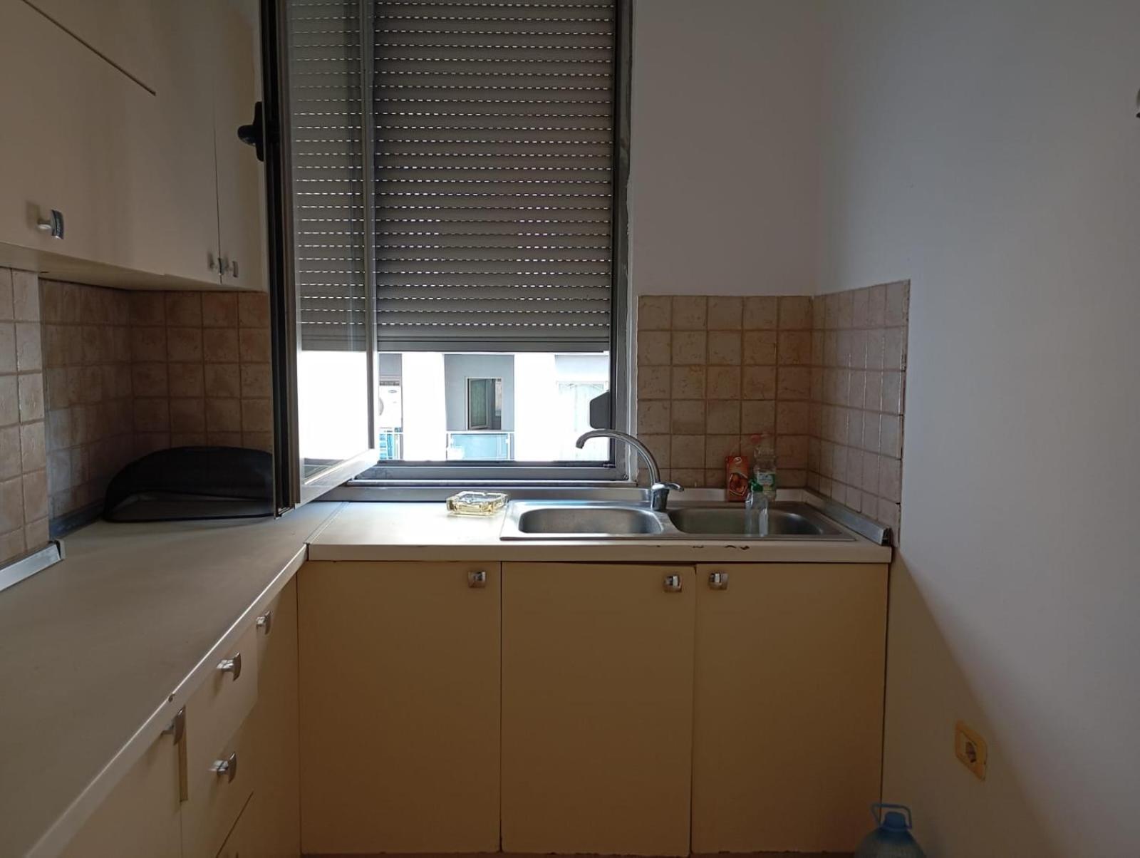 Royal Hostel 티라나 외부 사진